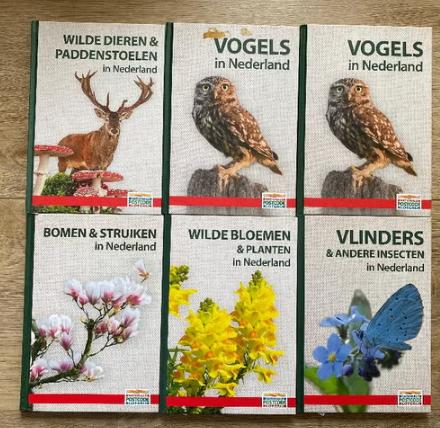 Nieuwe natuurboeken met gids van Nationale Postcode Loterij, Ophalen of Verzenden, Nieuw