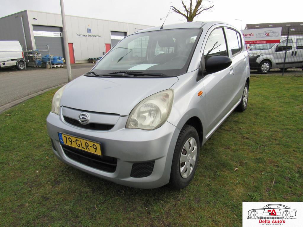 zeer zuinige Daihatsu Cuore 1.0 Trend,, lange apk 24-04-2027, Voorwielaandrijving, 18 €/maand, 4 stoelen, Cuore
