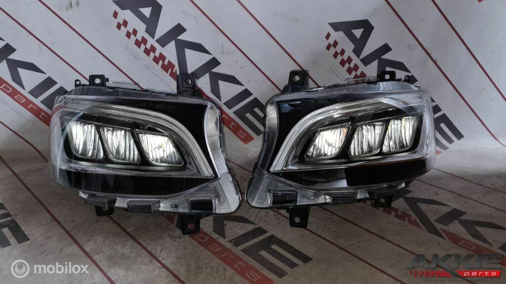Mercedes sprinter W910 Koplampen set Led A9109068100, Auto-onderdelen, Verlichting, Gebruikt, Ophalen of Verzenden