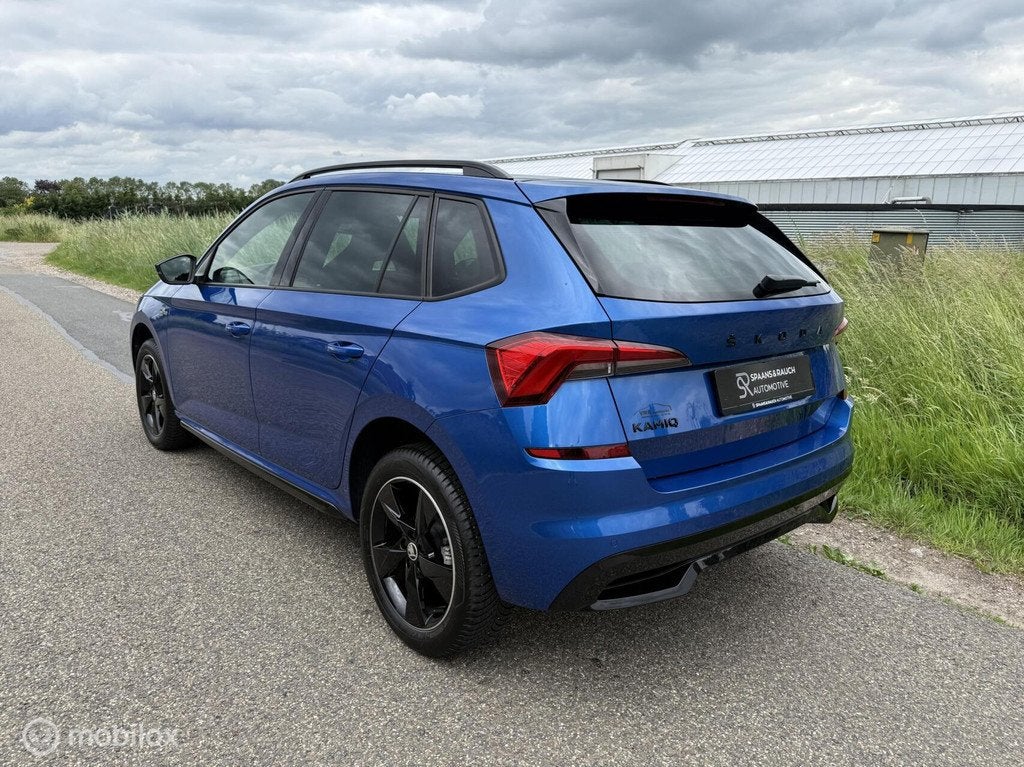Skoda Kamiq 1.5 TSI ACT Monte Carlo / Pano / CarPlay / Cam, Stof, Zwart, 4 cilinders, 150 pk