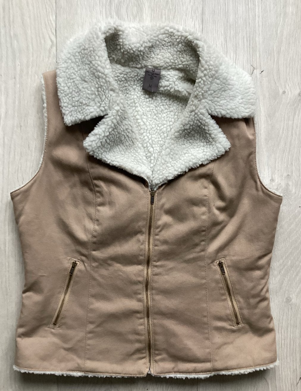 Bruine bodywarmer maat M van Vero moda, Kleding | Dames, Bodywarmers, Maat 38/40 (M), Bruin, Vero Moda, Ophalen of Verzenden