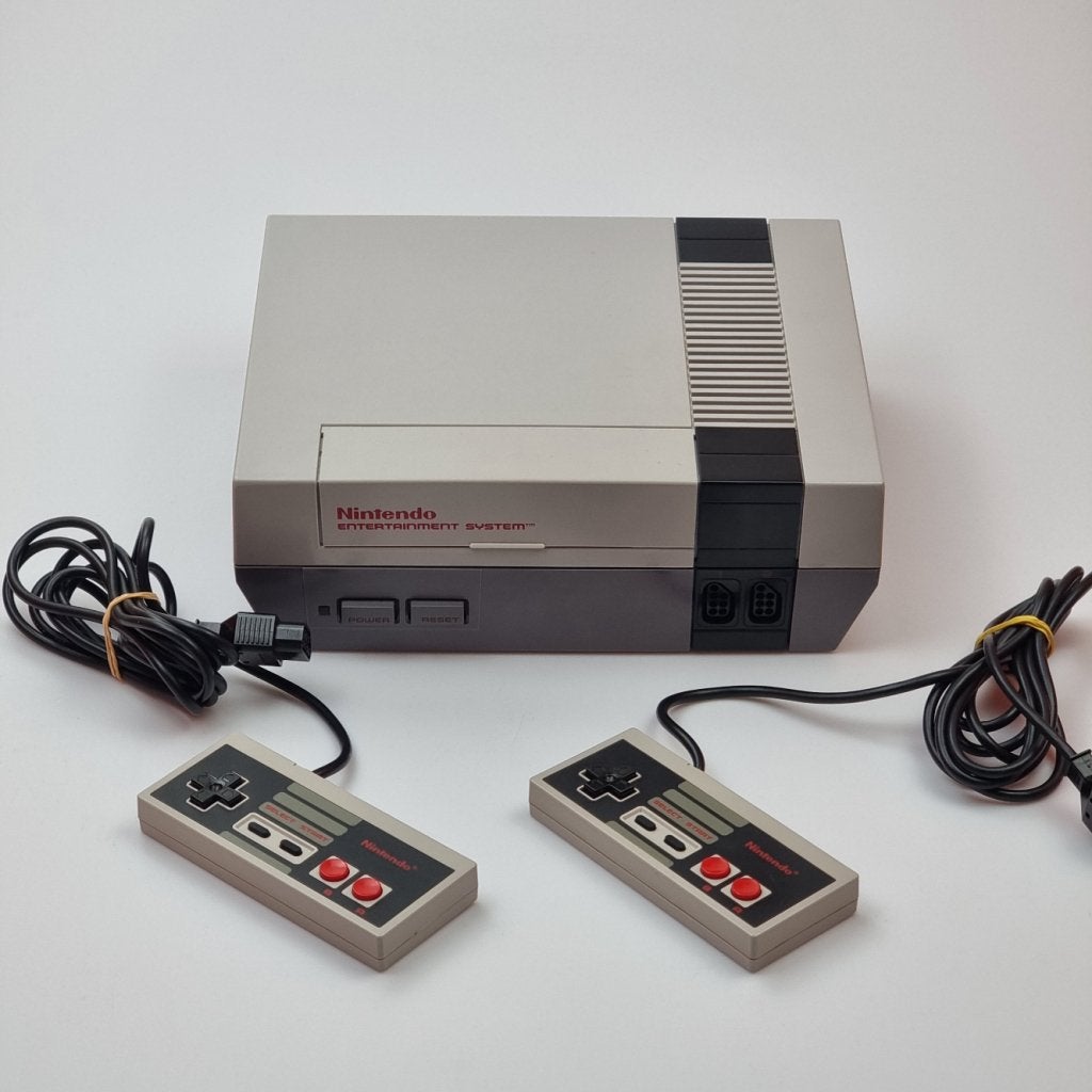 NIntendo Nes Control Deck | Nette Staat, Spelcomputers en Games, Spelcomputers | Nintendo NES, Nintendo, Zo goed als nieuw, Support@nintendo.com