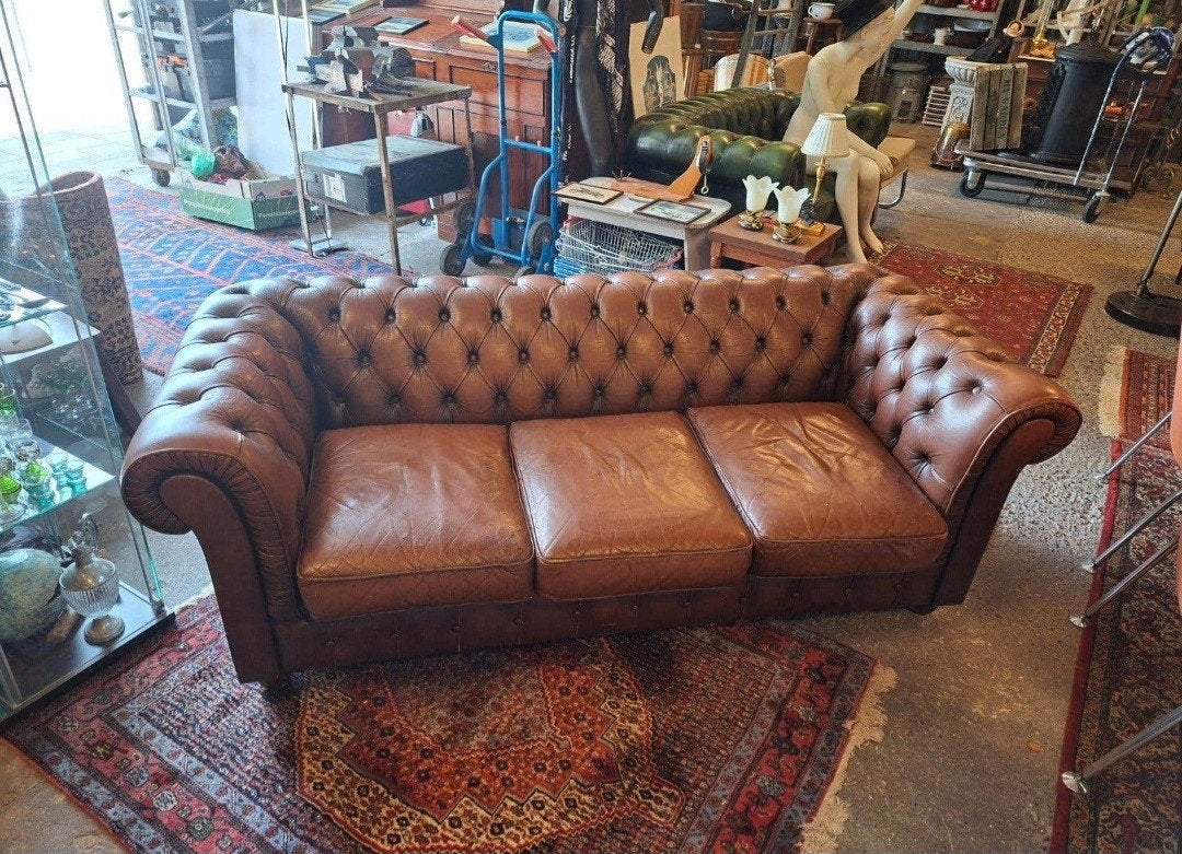 Chesterfield bank, Huis en Inrichting, Banken | Bankstellen, Ophalen, Gebruikt, ., 150 tot 200 cm