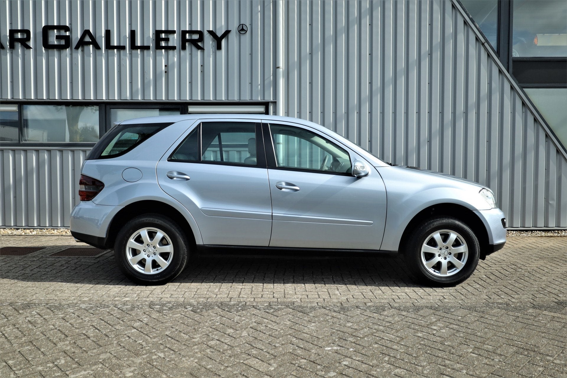 Mercedes-Benz M-Klasse ML 350 Youngtimer 100873km BTW auto, Automaat, Gebruikt, Blauw, Leder en Stof