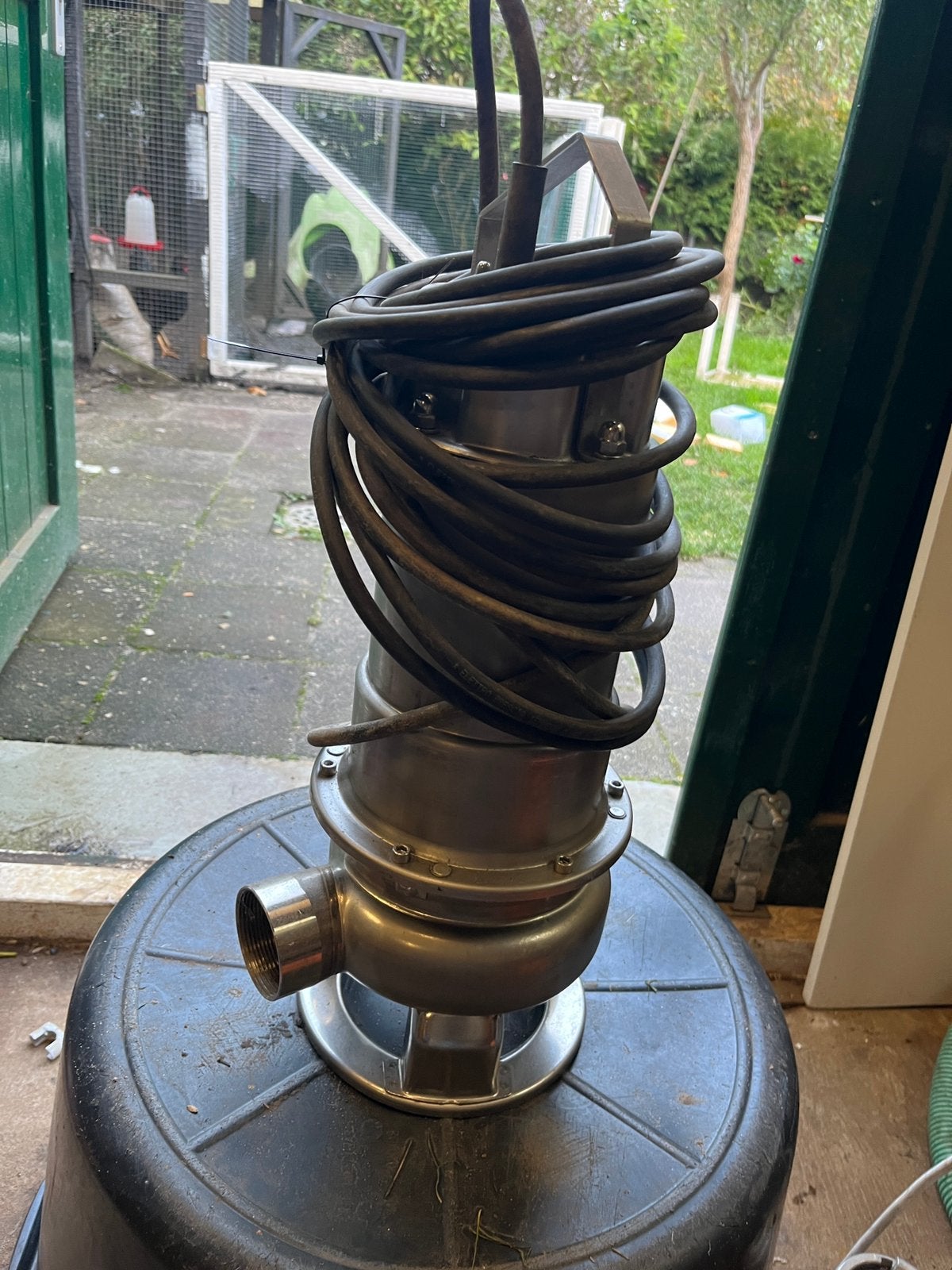 Ebara Dompelpomp dw vox m150, Ophalen, Dompelpomp