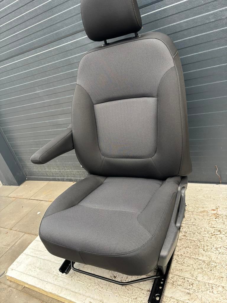 stoel links  Fiat Talento Opel Vivaro Renault Trafic NV30, Auto-onderdelen, Interieur en Bekleding, TymTop, 3161ek, Ophalen of Verzenden