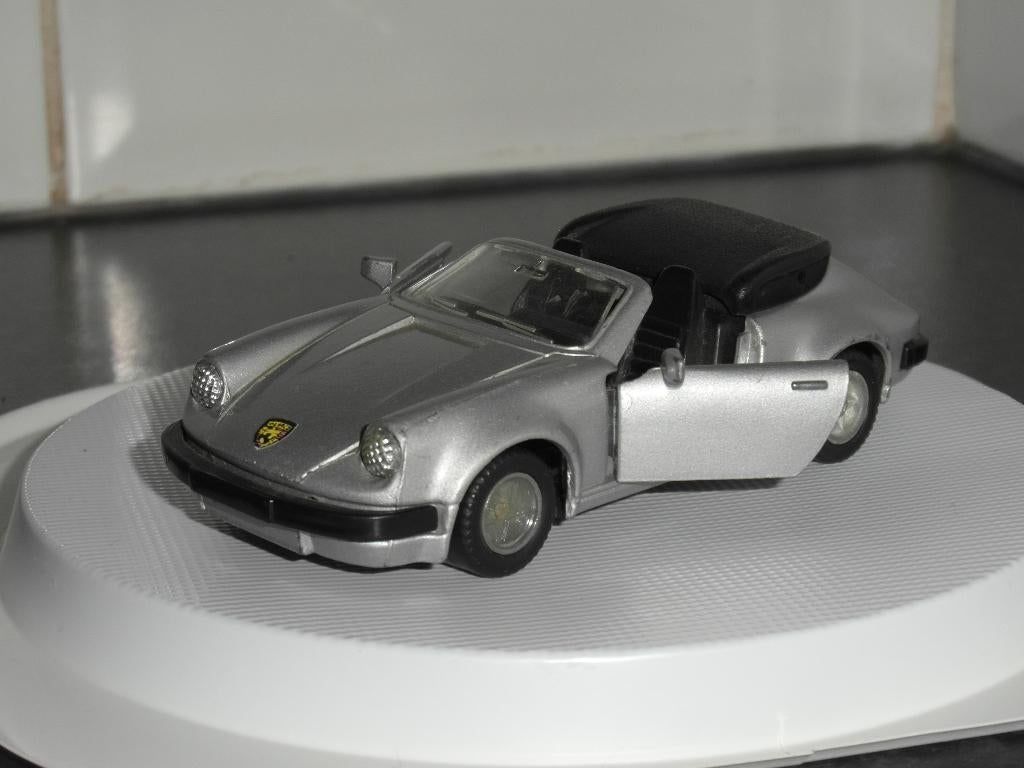 modelauto McToy Porsche 911SC, Hobby en Vrije tijd, Ophalen of Verzenden, Zo goed als nieuw, Auto