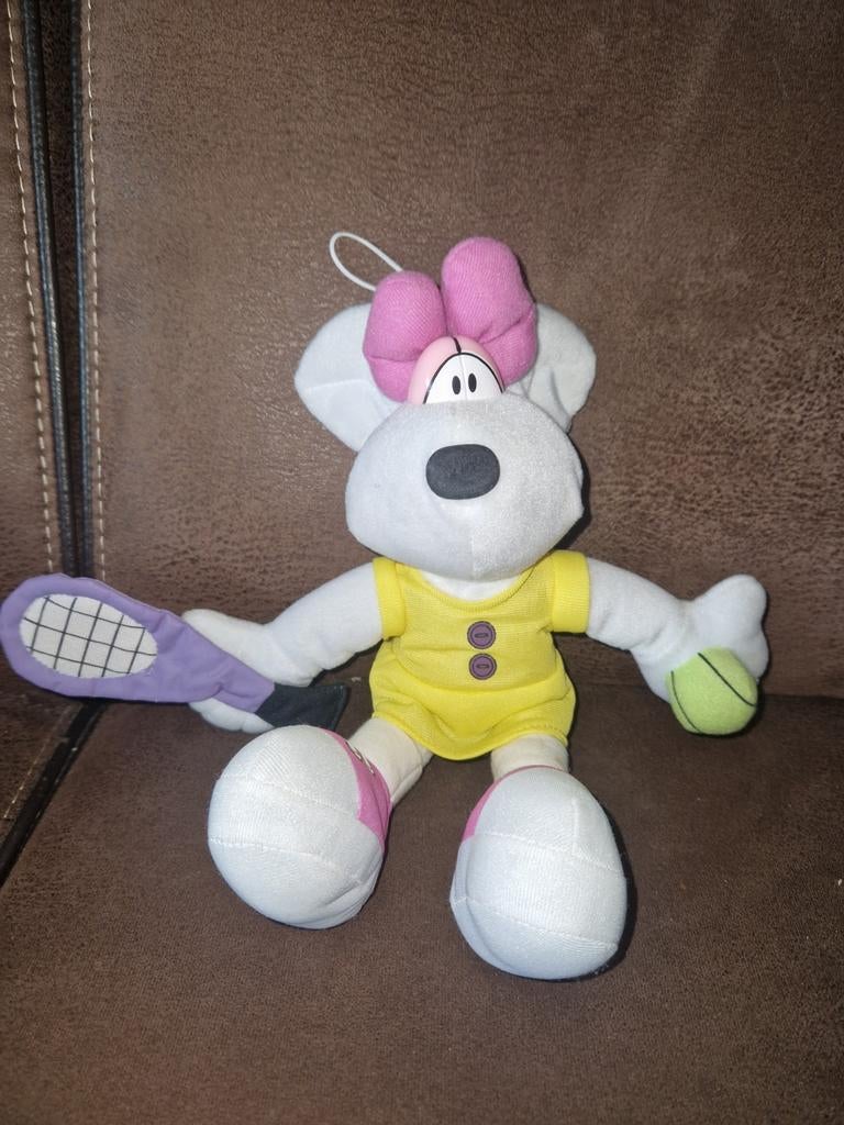 DIDDL KNUFFEL IN SPORTOUTFIT, Ophalen of Verzenden, Zo goed als nieuw, Knuffel