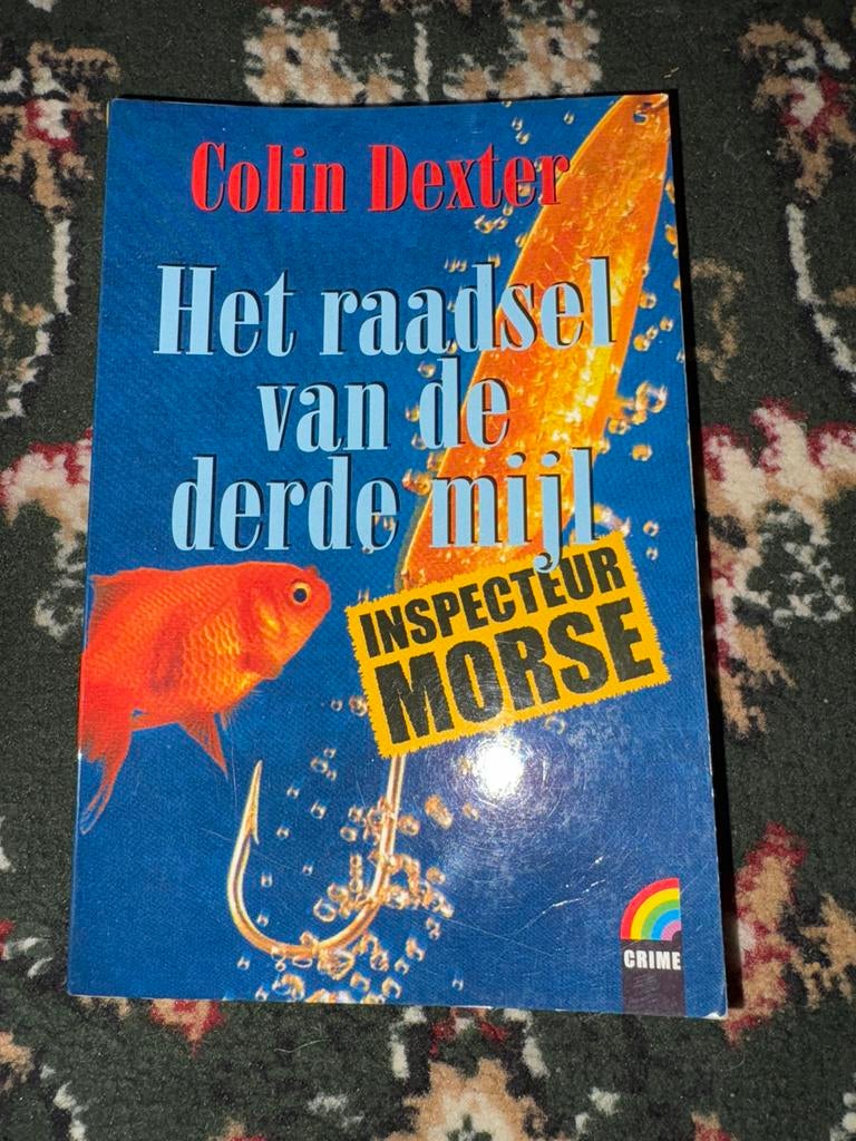 Het raadsel van de derde mijl - Colin Dexter, Boeken, Detectives, Ophalen of Verzenden, Gelezen, Tv-bewerking