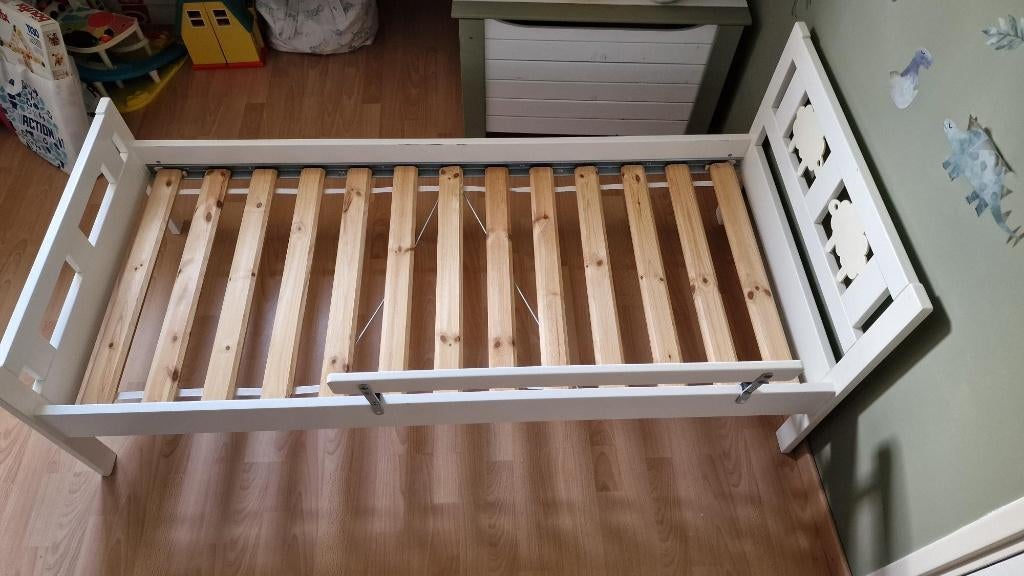 Kinderbed 165 x 75 wit Zeer netjes, 70 tot 85 cm, Zo goed als nieuw, 160 tot 180 cm, Ophalen