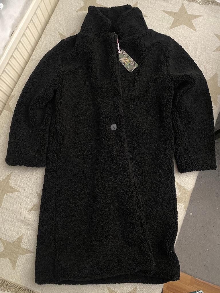 JS Millenium - Zwarte Teddy Jas / Manteljas - Maat M, Kleding | Dames, Jassen | Winter, Nieuw, Maat 38/40 (M), Zwart, Ophalen of Verzenden