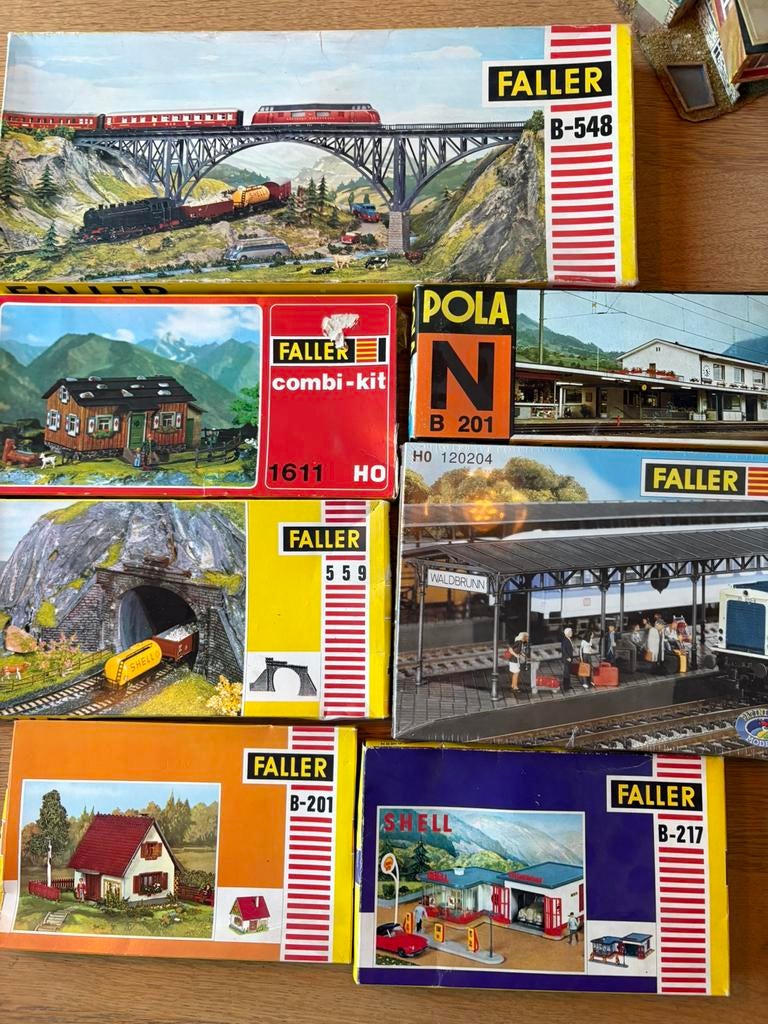 Modelbouw treinen faller alles nieuw in doos, Hobby en Vrije tijd, Ophalen of Verzenden, Zo goed als nieuw, 1:50 tot 1:144