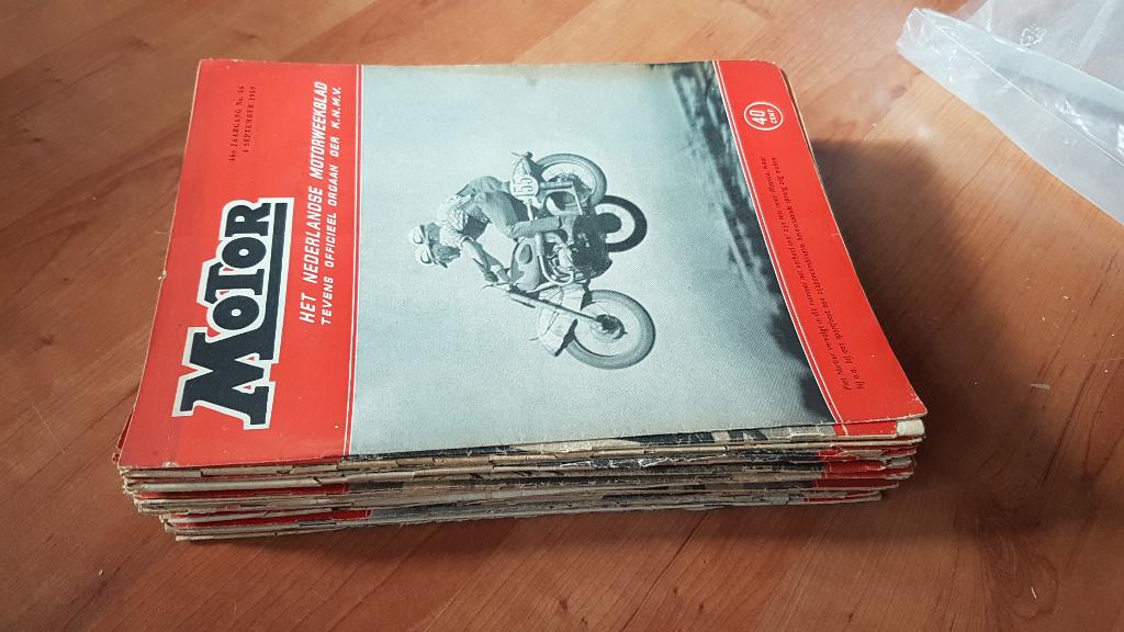 Motor bladen 1959, Boeken, Ophalen of Verzenden, Gelezen