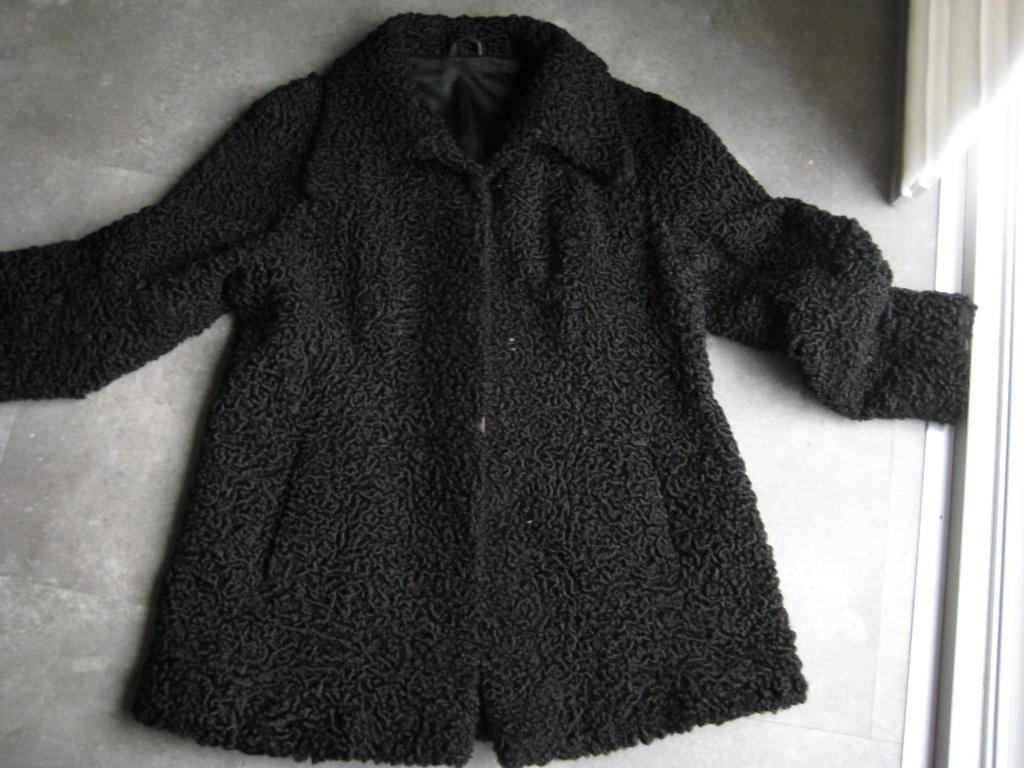 Zwarte bontjas , toneel , Dickens , carnaval mt 42, Maat 38/40 (M), Ophalen of Verzenden, Overige thema's, Kleding