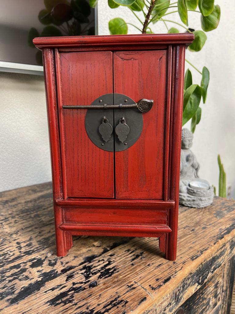 Chinees sieraden kastje in de vorm bruidskast uniek, Antiek en Kunst, Ophalen of Verzenden