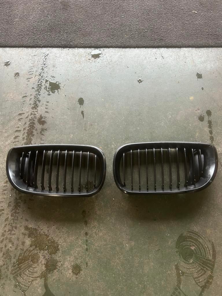 | Grill E46 BMW NIER / Rooster / Bumper Grill / Sier, Ophalen of Verzenden, BMW