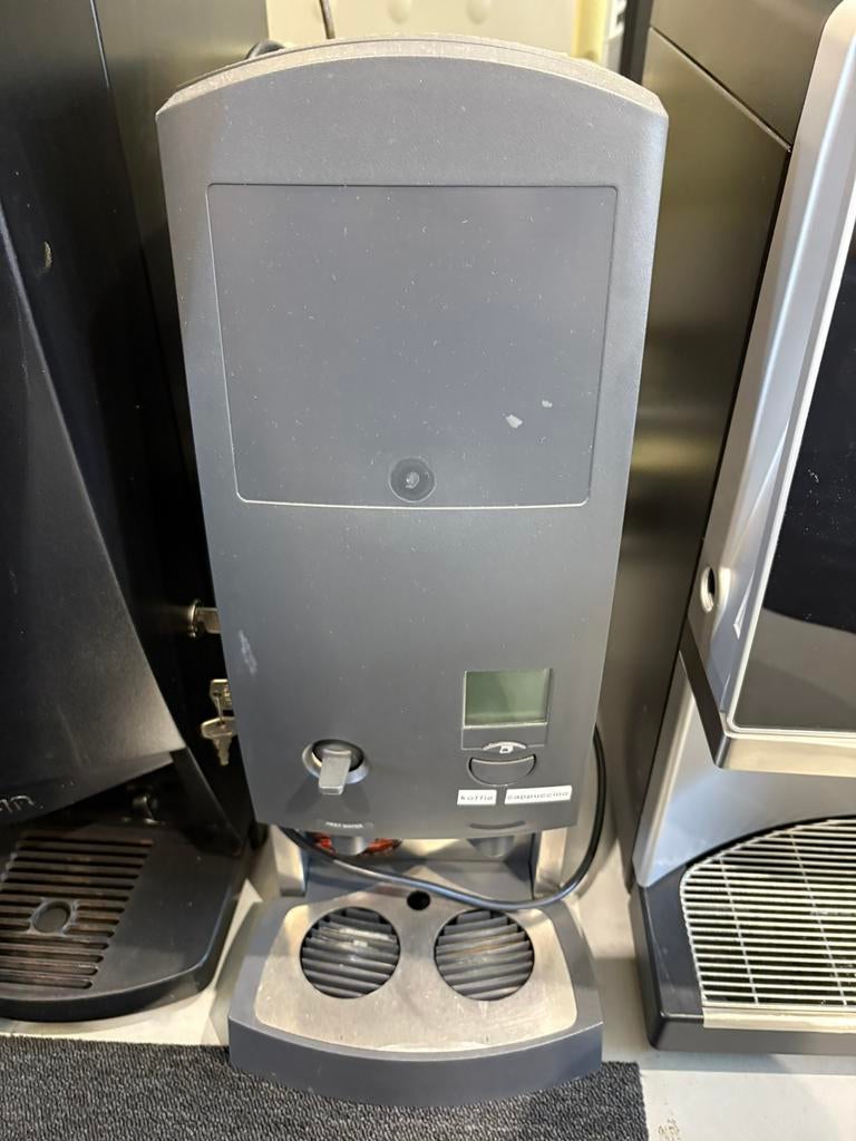 Bravilor vriesdroog, Witgoed en Apparatuur, 10 kopjes of meer, Ophalen of Verzenden, Gebruikt, Koffiemachine