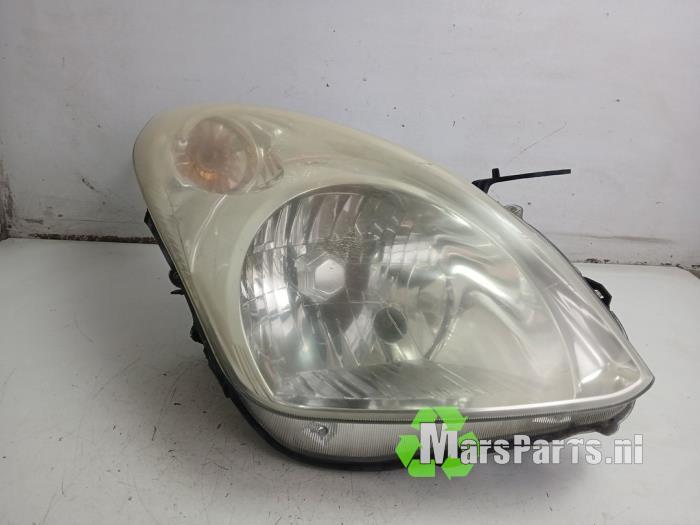 Koplamp rechts van een Nissan Pixo, Gebruikt, -, -, Ophalen of Verzenden