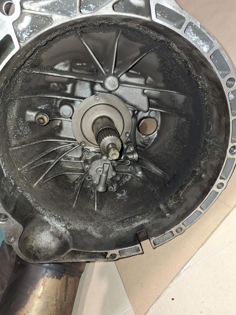 BMW E90 320d Versnellingsbak (Defect) AISI9CU3(FE)DF., Ophalen, BMW