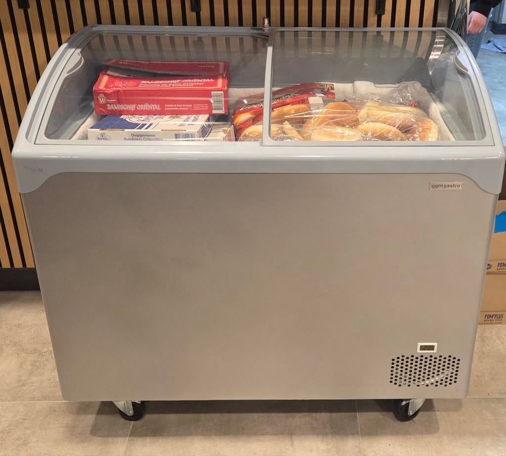 GGM Gastro Koelvitrine NIEUW, Ophalen of Verzenden, Zo goed als nieuw