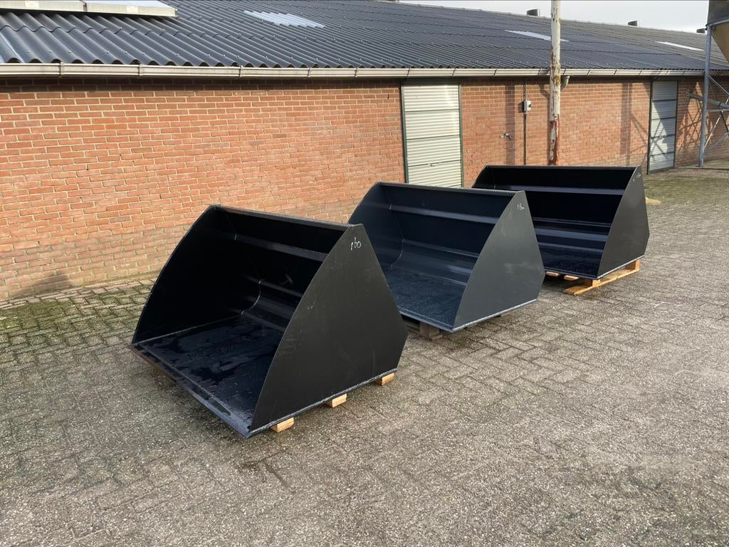 Volumebak grondbak passend aan giant Weidemann schaffer, Zakelijke goederen, Machines en Bouw | Onderdelen, Ophalen of Verzenden