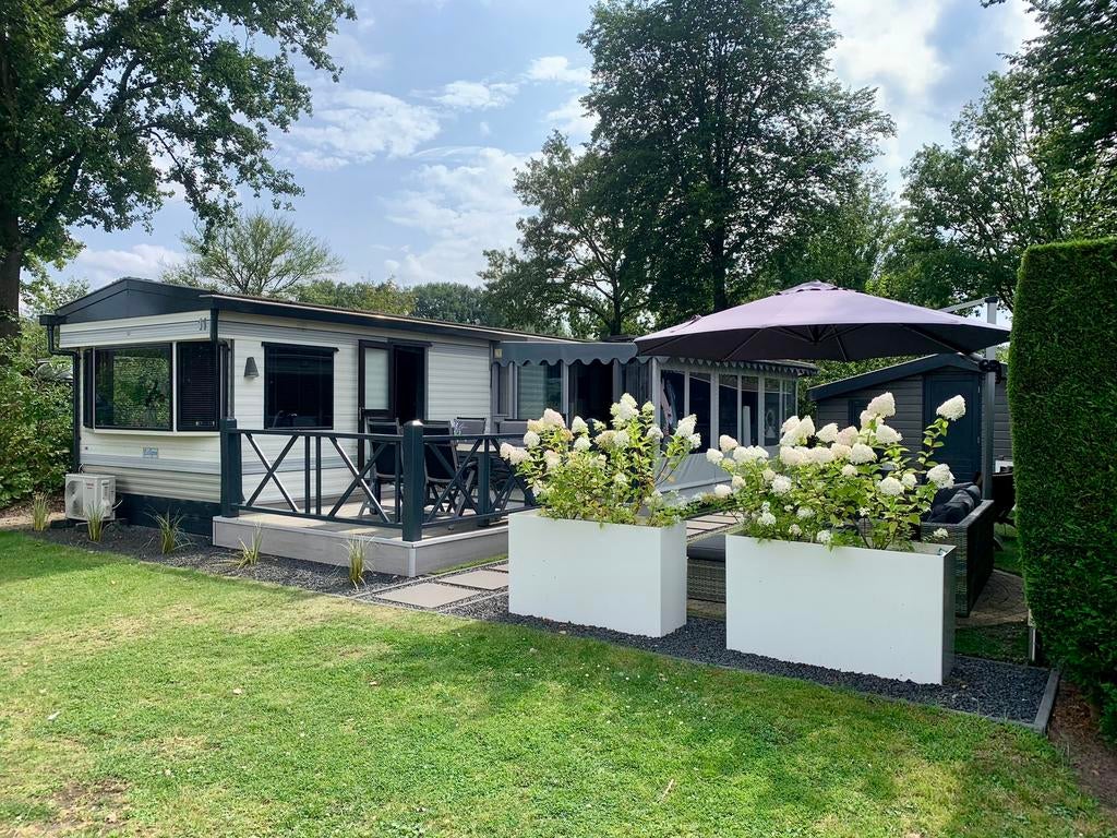 Te huur/Te koop op 5 ⭐️Camping TerSpegelt, Zwembad, Aan meer of rivier, Recreatiepark