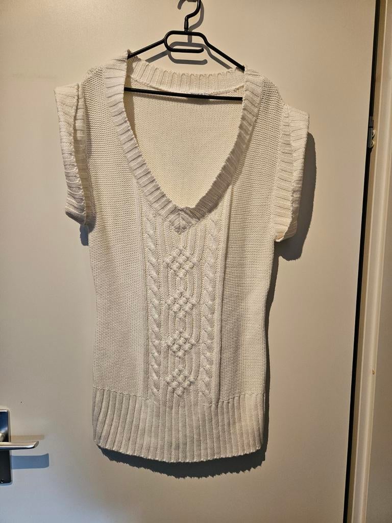 Crème Witte Gebreide Spencer met Kabelpatroon, Maat 38/40 (M), Ophalen of Verzenden, Zo goed als nieuw, Wit