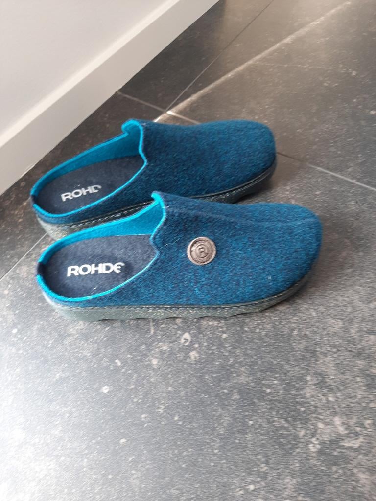 Pantoffel instappers rohde maat 43, Kleding | Dames, Schoenen, Blauw, Instappers, Nieuw, Ophalen of Verzenden