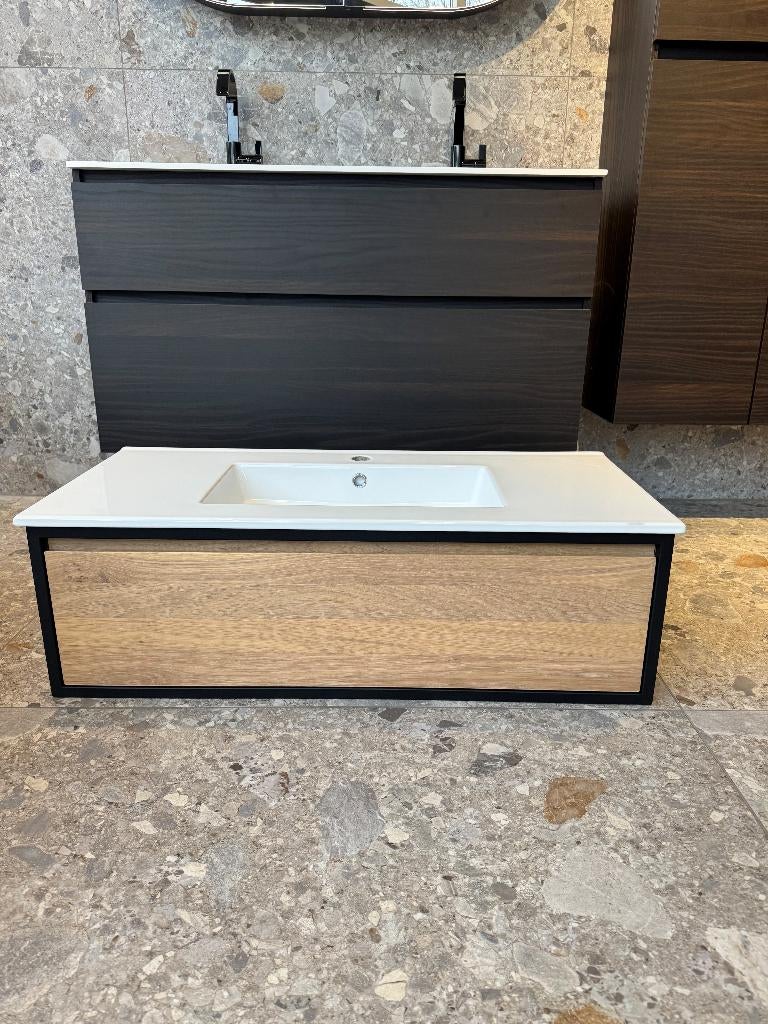 Badmeubel 100 cm massief eiken in frame van €1150 nu €650, Huis en Inrichting, Badkamer | Badkamermeubels, Nieuw, Minder dan 100 cm