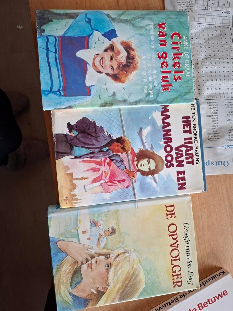 Cirkels van geluk, het hart van de maanroos, de opvolger, Ophalen of Verzenden, Gelezen
