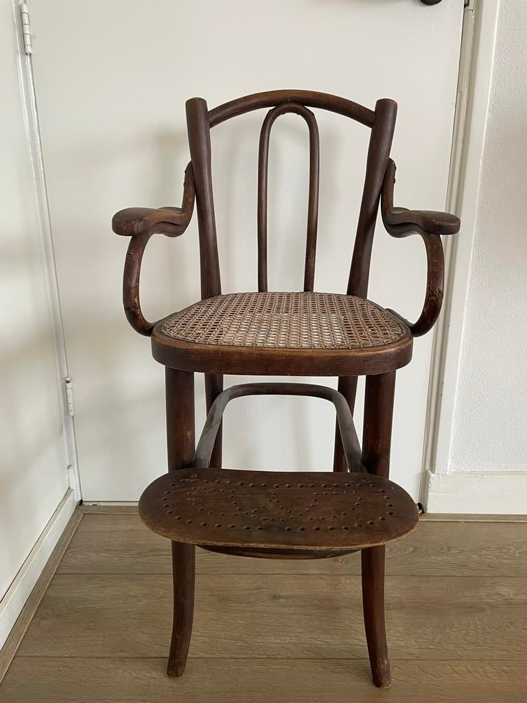 Antieke Thonet-stijl kinderstoel jaren 30, Antiek en Kunst, Antiek | Meubels | Stoelen en Banken, Ophalen