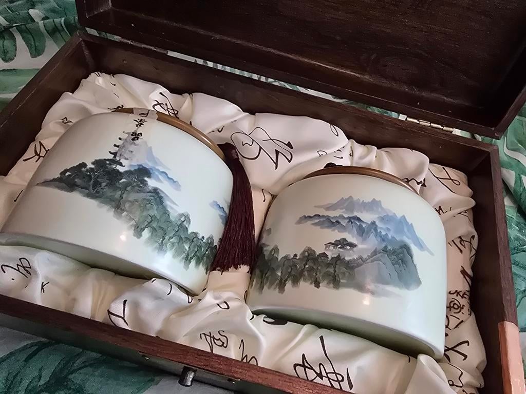 NIEUW bewaardoos thee China + 2 luxe potten zwarte thee Wuyi, Ophalen of Verzenden, Nieuw