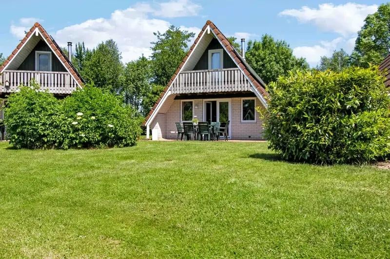 Vakantiehuisje 6p - Gramsbergen, aan visvijver - 10% korting, Vakantie, Vakantiehuizen | Nederland, Bemiddelingsbureau, Open haard