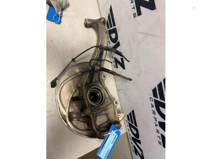 Fusee houder rechts-voor van een Audi A4, Auto-onderdelen, Gebruikt, -, -, -