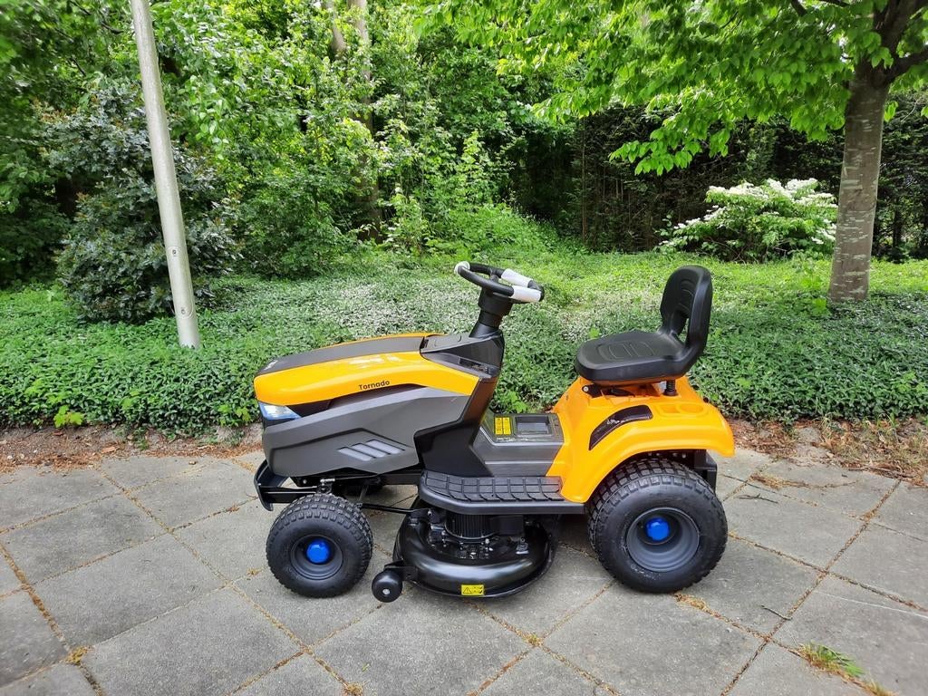 stiga tornado full electrisch nieuw overjarig, Tuin en Terras, Zitmaaiers, Ophalen, Nieuw, Stiga, 90 tot 120 cm