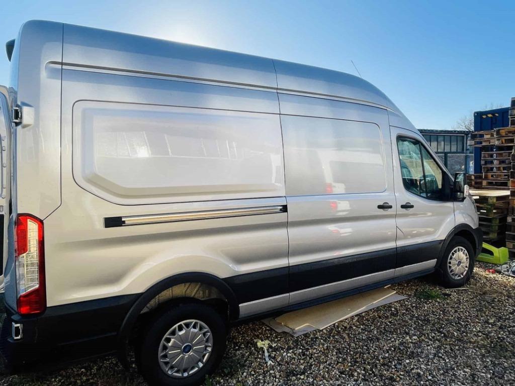 Flares voor Ford Transit V363 wit polyester, vanaf 2014, Caravans en Kamperen, Ophalen, Hoefakker 3, Veen, Termeer Campers B.V.