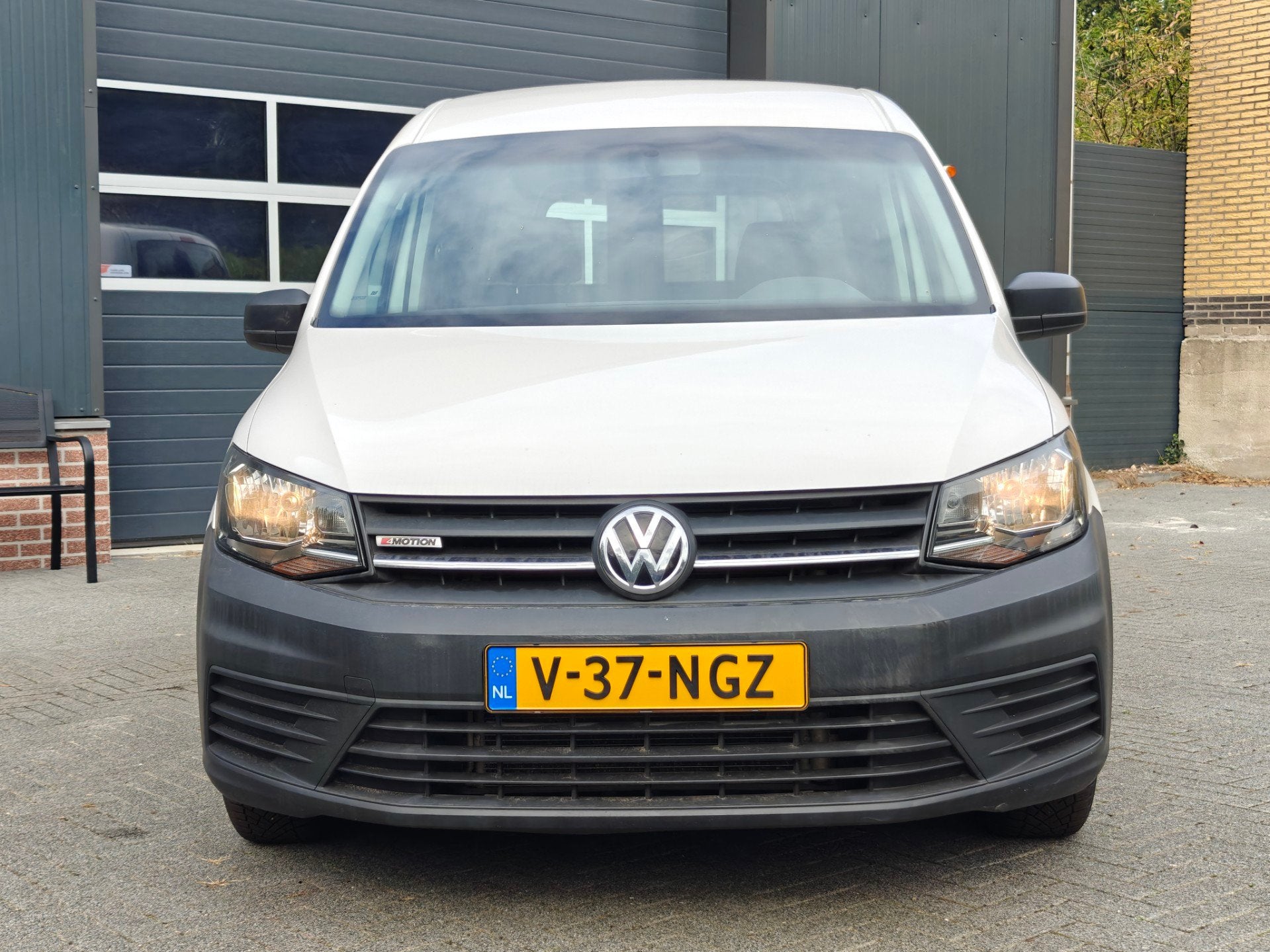 Volkswagen Caddy 2.0 TDI L2H1 ZELDZAAM BMT 4Motion Max 4x4 l, Auto's, 1450 kg, Stof, Gebruikt, Zwart