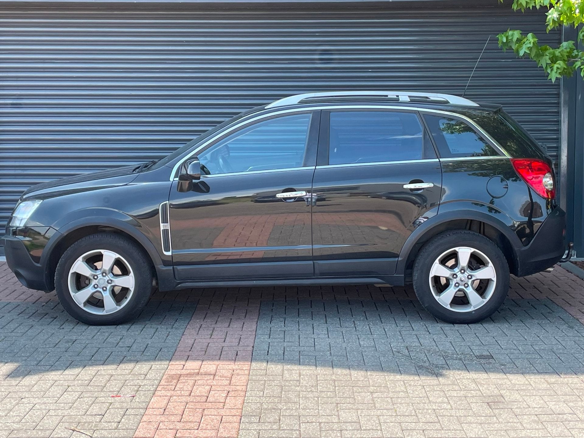 Opel Antara 3.2 V6 Cosmo Abs Defect! Automaat | Airco | Crui, Auto's, Automaat, 3195 cc, Zwart, 2000 kg