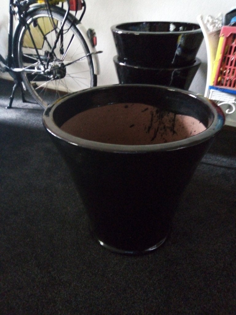 Bloempotten zwart glazuur, Tuin en Terras, Bloempotten, Ophalen, 40 cm of meer, Rond, Zo goed als nieuw