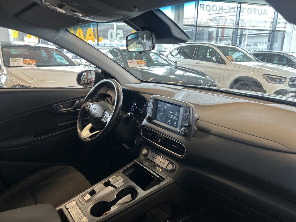 Hyundai KONA EV Fashion 39 kWh 100% Elektrisch | Cruise cont, Auto's, Hyundai, Gebruikt, Zwart, Met garantie (alle), SUV of Terreinwagen