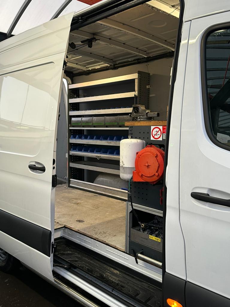 Servicewagen Sprinter CDC 311 CDI L2 366/3500 RWD 2020 Wit, Achterwielaandrijving, 4 cilinders, 2102 kg, Wit
