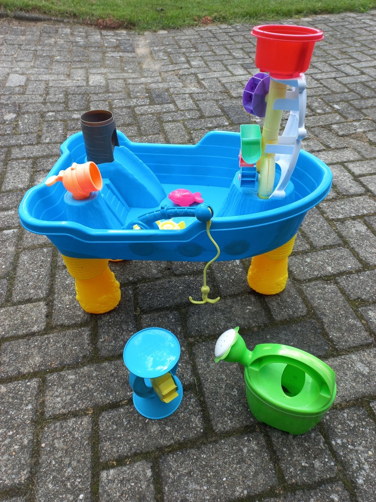 Speelwaterbootje met accessoires - 60x38 cm, Ophalen of Verzenden, Gebruikt
