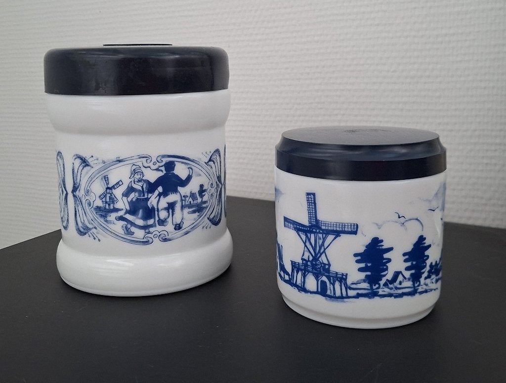 Set van 2 vintage opaline Willem II tabakspotten jaren 60/70, Ophalen of Verzenden