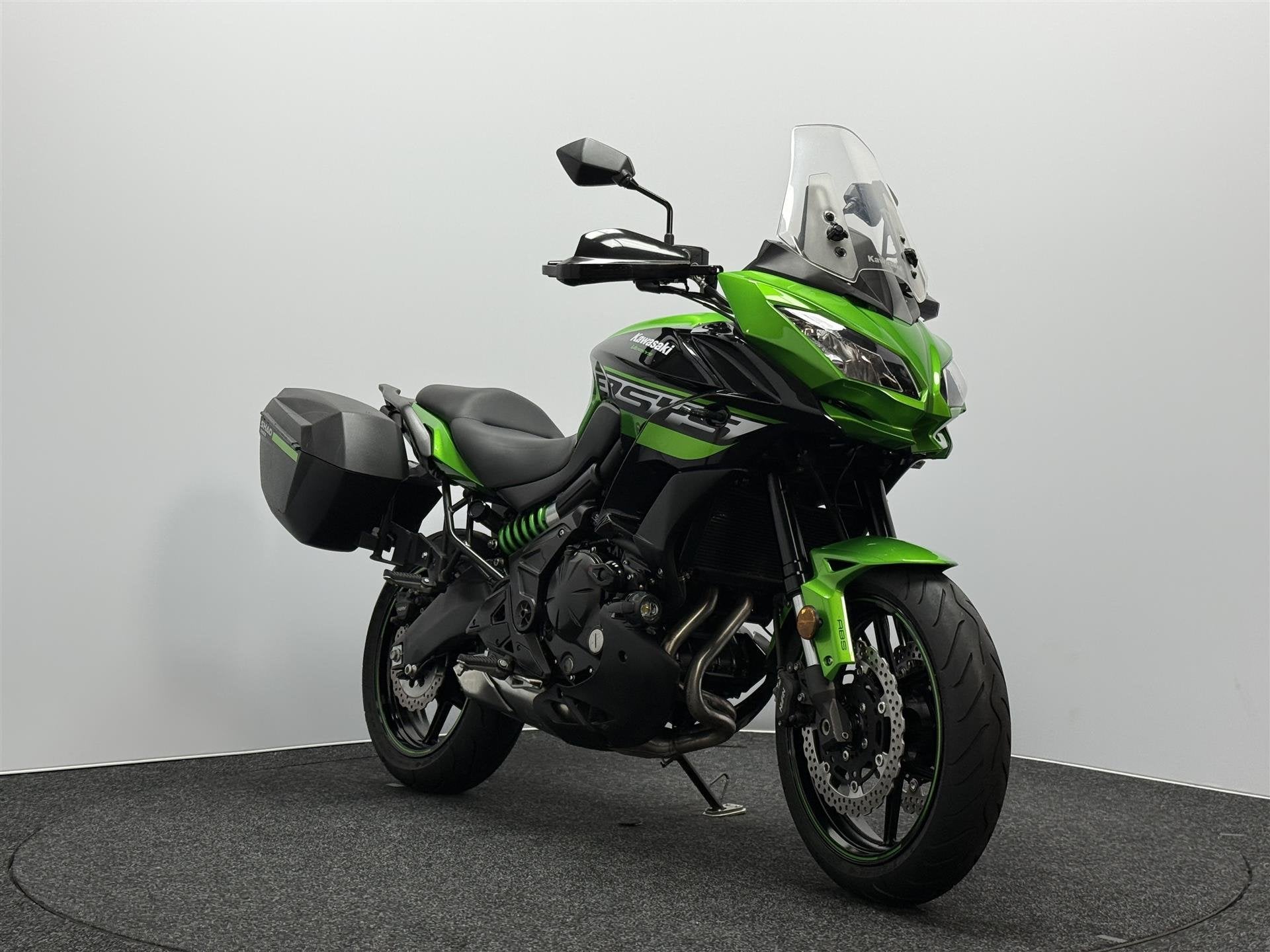 Kawasaki Versys 650 ABS, Meer dan 35 kW, Toermotor, ABS, Handgeschakeld