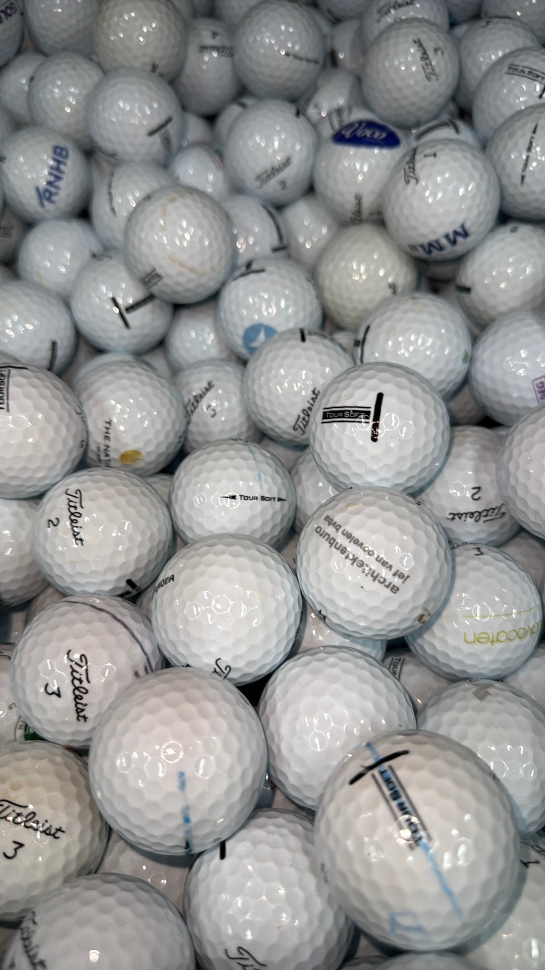 Titleist tour soft golfballen 50 stuks AAAA kwaliteit, Ophalen of Verzenden, Zo goed als nieuw, Bal(len)