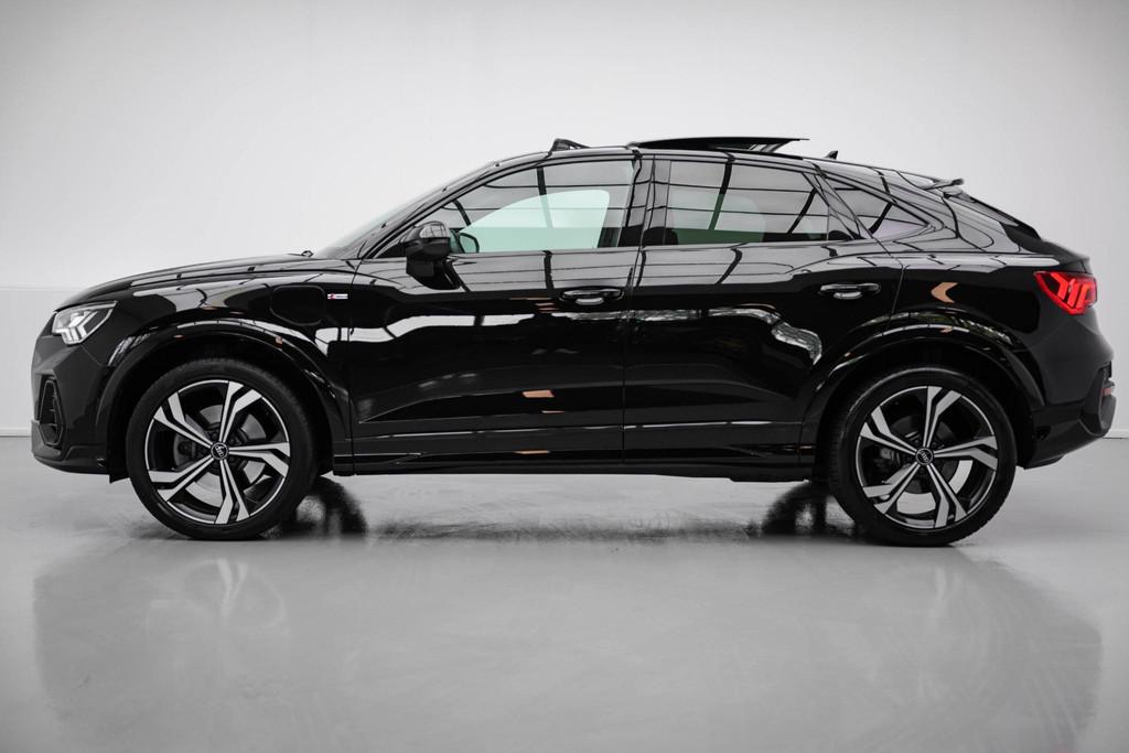 Audi Q3 Sportback 45 TFSI e Business Edition |Pano|Dodehoek|, Auto's, Stof, Gebruikt, Zwart, Hybride Elektrisch/Benzine