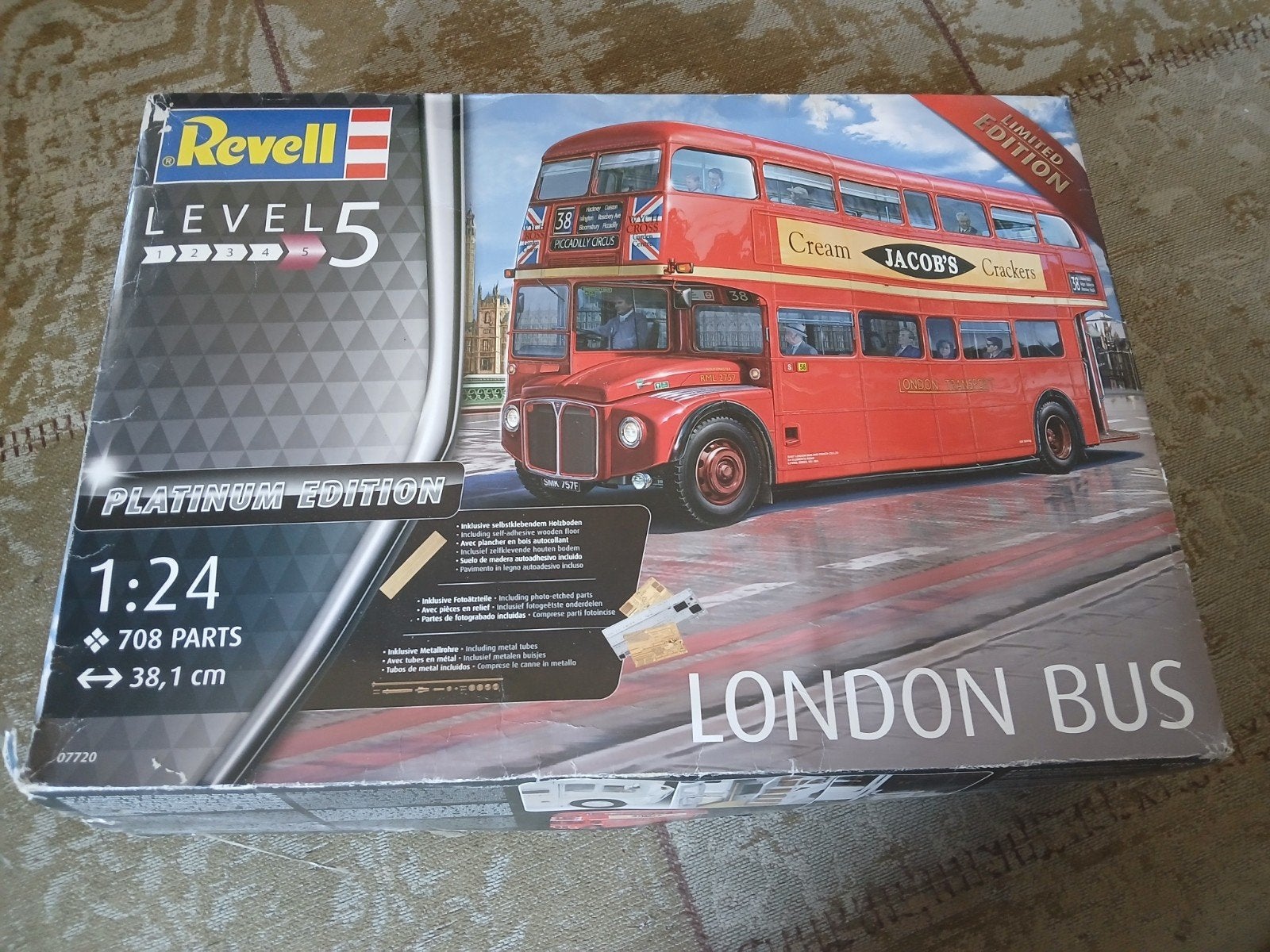 Revell London Bus Platinum Edition Modelbouwkit, Hobby en Vrije tijd, Modelbouw | Auto's en Voertuigen, Ophalen of Verzenden, Nieuw