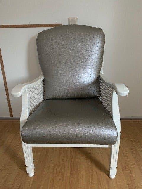 fauteuil / relax stoel, Gebruikt, Minder dan 75 cm, Ophalen of Verzenden, Leer