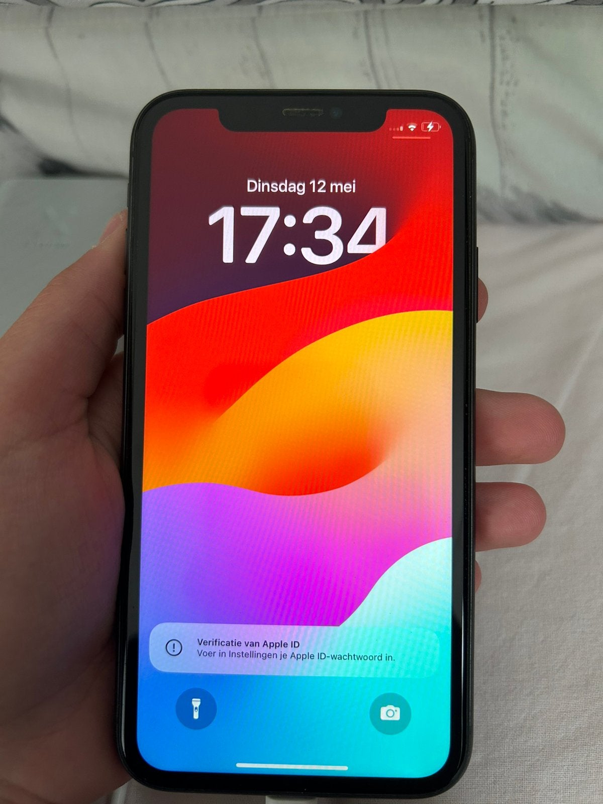 Iphone 11, Zwart, 76 %, Met simlock, Zonder abonnement