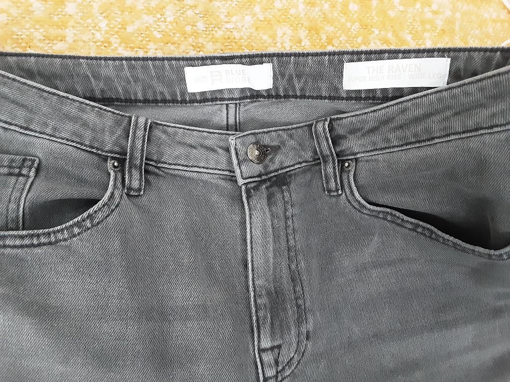 Kleding, Ophalen, Zo goed als nieuw, Grijs